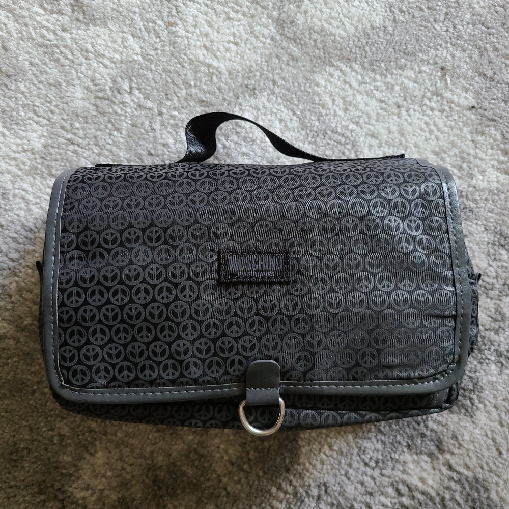 New MOSCHINO TRAVEL ZIPPER POUCH ORGANIZER BAG